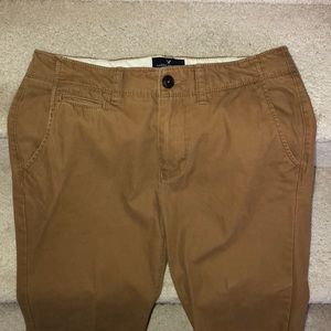 American Eagle Original Straight Khakis